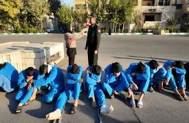 بی‌توجهی به ایست پلیس / فرار دو سارق موبایل با اصابت گلوله به پایان رسید + فیلم