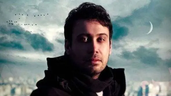 دانلود آهنگ باشکوه محسن چاوشی به نام همه شب ها بی تو مردم / شهرزاد قصه ها بگو برمی گردم