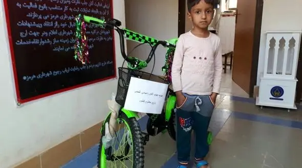 وزیر کشور آرزوی این پسر بچه ۶ ساله را برآورده کرد+عکس 