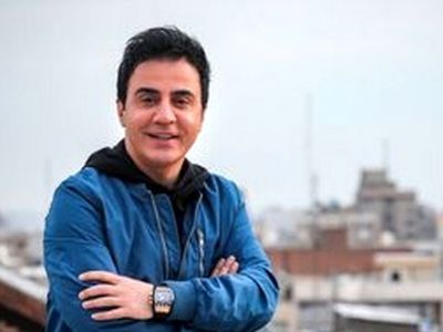 استوری معنادار داریوش فرضیایی از آلفرد هیچکاک / بزرگ که شدم دیدم همه چقد کوچکن؛ عموپورنگ شما تو تونل زمان گیر کردید شما دیگه چرا!