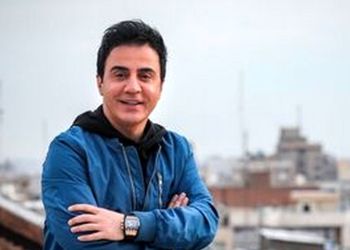 استوری معنادار داریوش فرضیایی از آلفرد هیچکاک / بزرگ که شدم دیدم همه چقد کوچکن؛ عموپورنگ شما تو تونل زمان گیر کردید شما دیگه چرا!