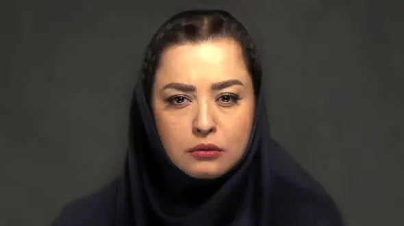 عجیب ترین لباس مهراوه شریفی نیا در ورزشگاه قطر / خانم بازیگر با این عکس همه را شوکه کرد !