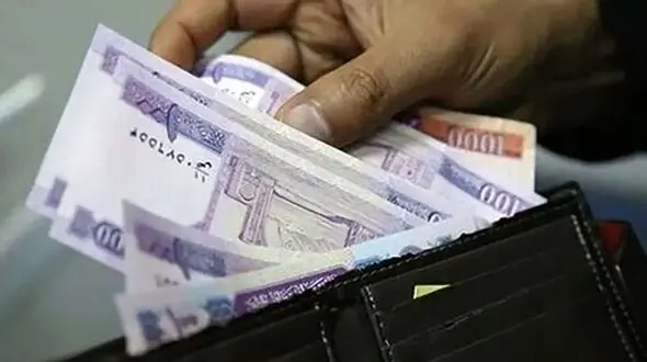 این دسته از کارگران عیدی کامل می گیرند / عیدی امسال خودتان را بررسی کنید