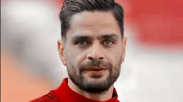 کمال کامیابی نیا: روزبه چشمی ۳ بار باید اخراج می شد