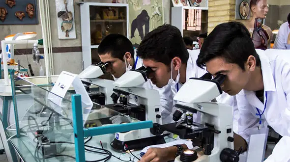 در به دری نخبگان المپیادی جهت اخذ ویزا برای رسیدن به مسابقات / مدال آوری برای کشور با اعمال شاقه! + فیلم