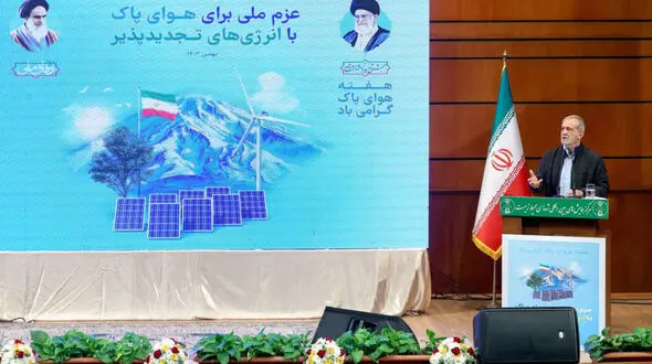 پزشکیان: چگونه با حقوق ۲۰ میلیونی می شود در تهران زندگی کرد؟ / ما در همه حوزه ها گاز، برق، بنزین و آب ناترازی داریم