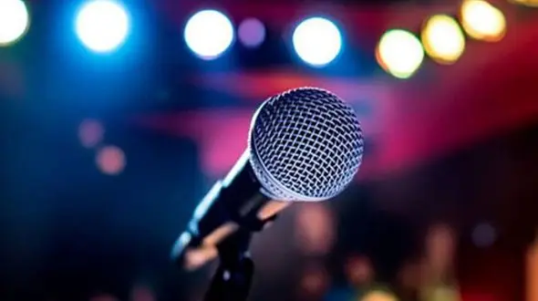 غوغای پسر خوش صدای ایرانی به سبک شجریان/ زهی باغ زهی باغ...+ویدیو