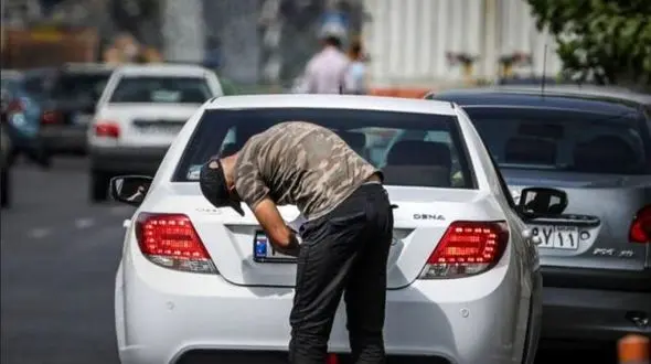 دزد پلاک خودروها به دام افتاد