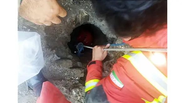 زن قزوینی در عمق چاه زنده به گور شد و زنده ماند