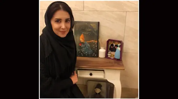 بازیگر زن در کنار شازده کوچولویش