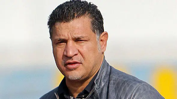 دایی مدرک و مستند رو می کند! 