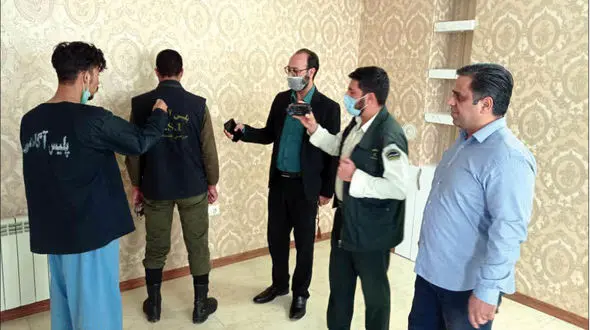 عکس خواستگار قاتل در محل جنایت / جزئیات اعتراف به قتل 2 زن جوان مشهدی