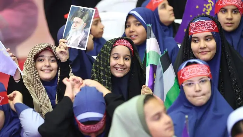 آیت الله سید ابراهیم رئیسی صبح امروز چهارشنبه در آیین گرامیداشت روز دختر و « جشن دختران آرمانی » که در مجموعه 12 هزار نفری آزادی برگزار شد