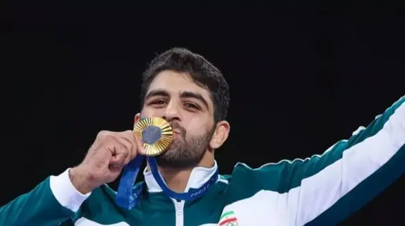 ساروی تنها کشتی‌گیر بدون شکست ایران در سال ٢٠٢۴!