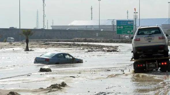 سیل در کویت +عکس
