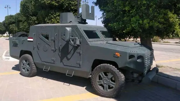 اولین خودروی زرهی تولید یمن رونمایی شد + فیلم