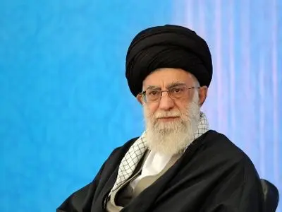 فیلم / ازدواج رهبری انقلاب  از زبان خودشان ! / چه سالی ؟ / کجا ؟! و خانواده همسر گرامی اش !