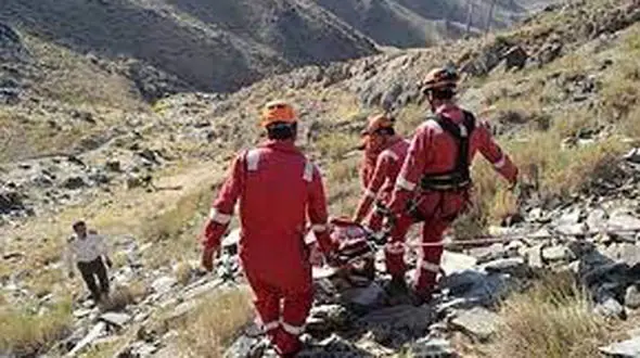 سقوط مرگبار جوان خرم آبادی در ارتفاعات مخملکوه