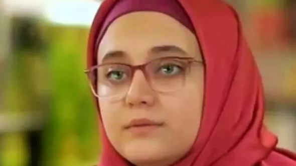 عکس سفر زمان /  چهرۀ متفاوت «مومو» ی بچه‌مهندس در 25 سالگی در نقش دختر جنوبی