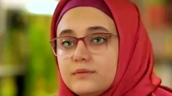 عکس سفر زمان /  چهرۀ متفاوت «مومو» ی بچه‌مهندس در 25 سالگی در نقش دختر جنوبی