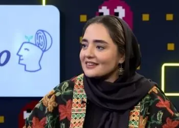 فیلم / نرگس محمدی: مامانم گفت نرو برنامه قیاسی چون این پسر یه چیزی داره که.../ دلم نمیخواد درباره ستایش صحبت کنم ...