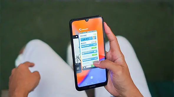 باتری موبایل جان یک انسان را نجات داد + عکس