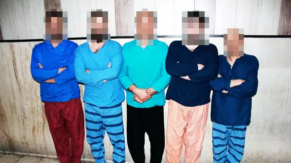 دستگیری 5 مرد مسلح که می‌خواستند چهار راه استانبول را به هم بریزند + عکس