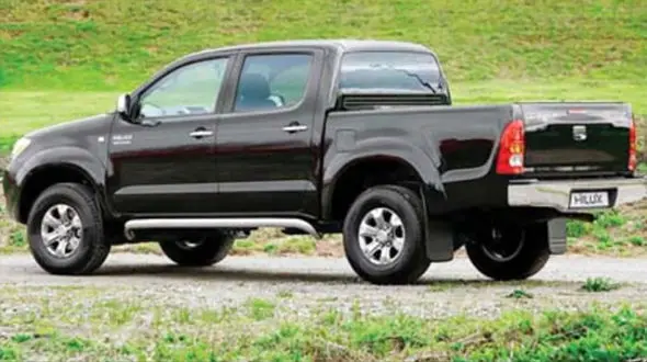 تخلف پشت تخلف؛ سافاری الیمالات مجوز ندارد 