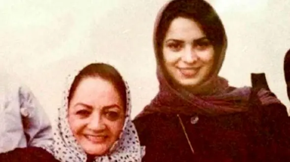 عکس/ سفر در زمان؛ شهلا ریاحی و لیلا فروهر در نمایی از فیلم چهار خواهر