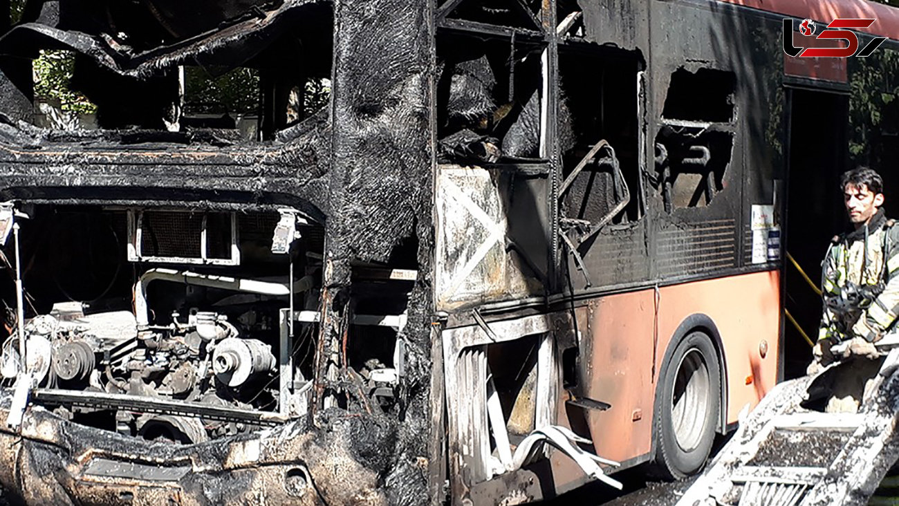 آتش گرفتن اتوبوس خط واحد در میدان رسالت / لحظات وحشت برای مسافران  + عکس ها
