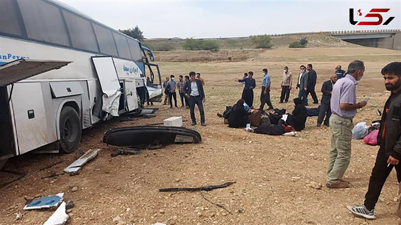 انحراف اتوبوس از مسیر در محور باغین ۷ نفر را راهی بیمارستان کردحادثه