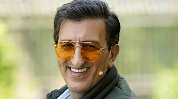 عکس های دکوراسیون عهدبوقی و آنتیک خانه «یوسف صیادی» / از مبلمان سلطنتی تا فرش اصیل ایرانی !