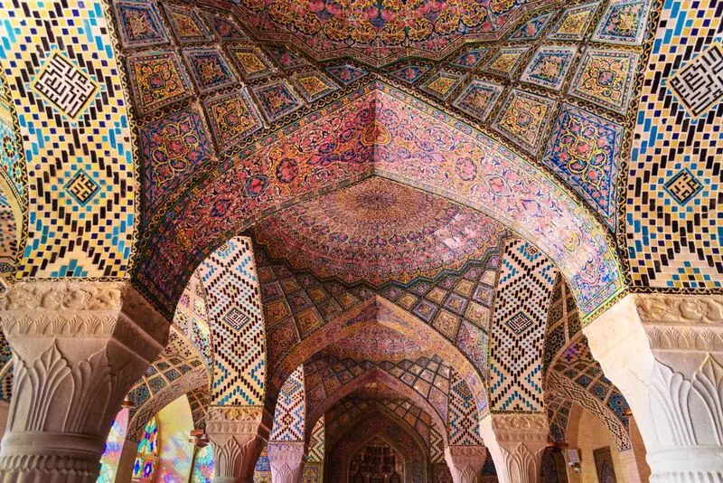 سقف مسجد نصیرالملک