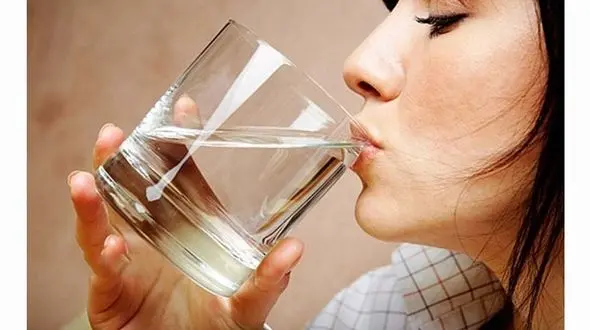 میزان نیاز بدن شما به آب با توجه به وزنتان