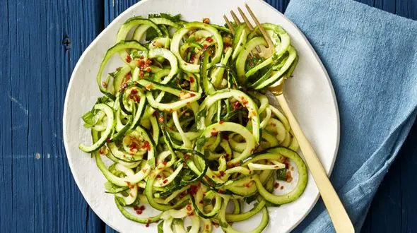 رول کدو سبز و ژامبون