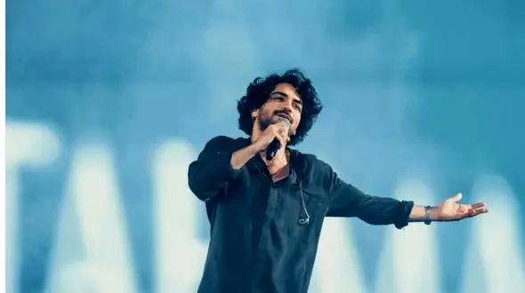 فیلم آواز باشکوه عرفان طهماسبی ! / آهنگ «هزار و یک شب»