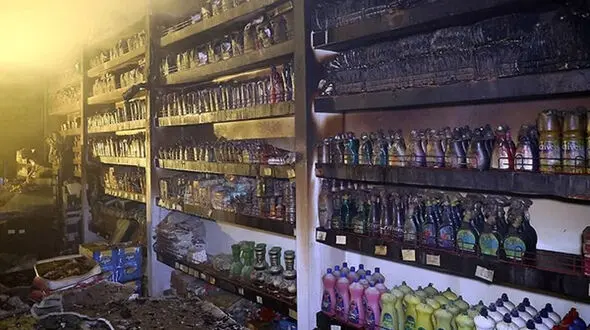 حبس شدن مشهدی ها در حریق هایپر مارکت+ عکس