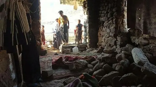 8 عکس تکاندهنده از زلزله خوزستان / زمین دهان باز کرد  + فیلم