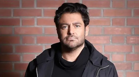 عاشقانه های محمدرضا گلزار برای تولد برادر خوش تیپش / عکس های دو برادر از کودکی تا الان