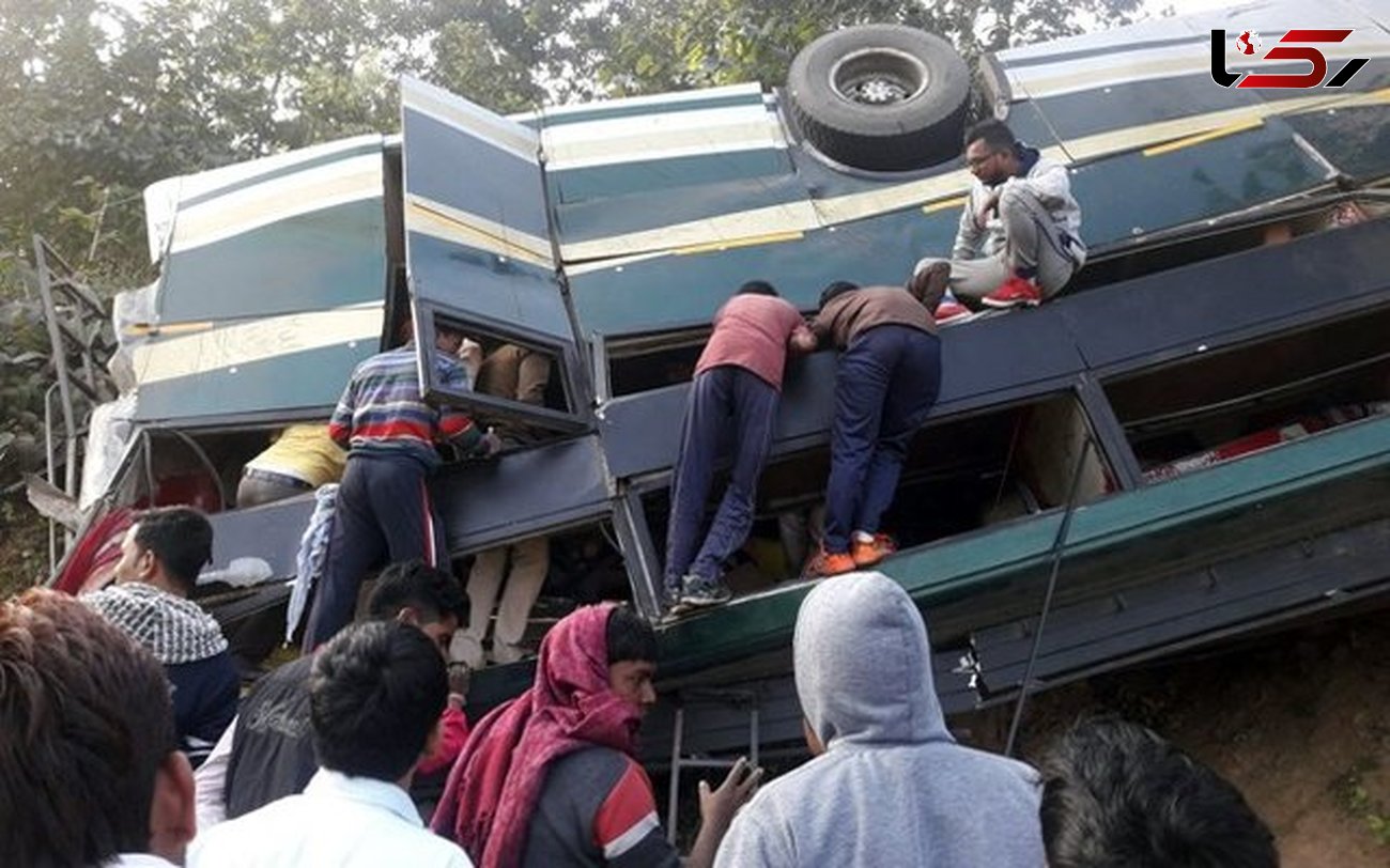 برخورد مرگبار اتوبوس با جمعیت در هند 