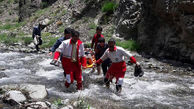 عکس لحظه نجات چوپان گمشده در کوه های کرمان