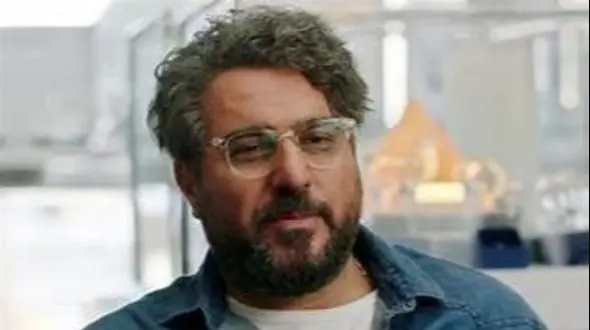 فیلم رونمایی محسن کیایی از دختر بانمک و زیبایش ! + عکس های خانوادگی 