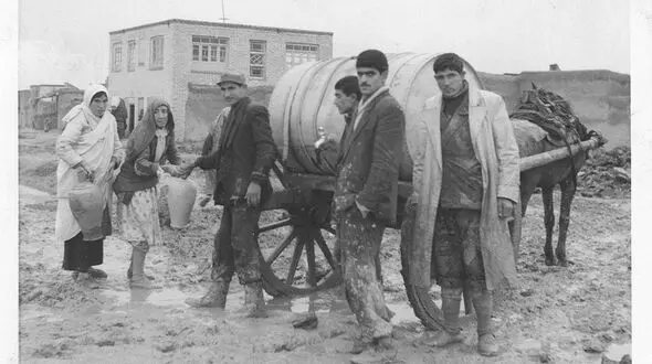 آبرسانی در تهران قدیم + عکس