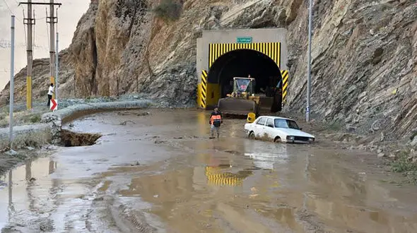 مسدودیت 5 روستا در مازندران بر اثر سیل