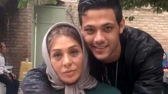 فیلم جگرسوز مادرانه نسرین مقانلو  برای پسر جوانش که پرپر شد/  هر روز بی تو پسر عزیزم  روز مباداست / الان دیگه نمی تونم هیچکاری کنم، فقط باید دوستت داشته باشم ....