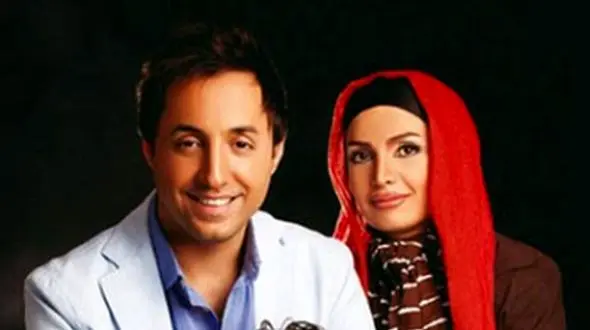 فیلم رونمایی امیرحسین رستمی از شرمندگی پیش زن و بچه اش ! /  پول پوشک و شیرخشک  هم نداشتم باید توی هتل ها منت خارجی هارو می کشیدم !