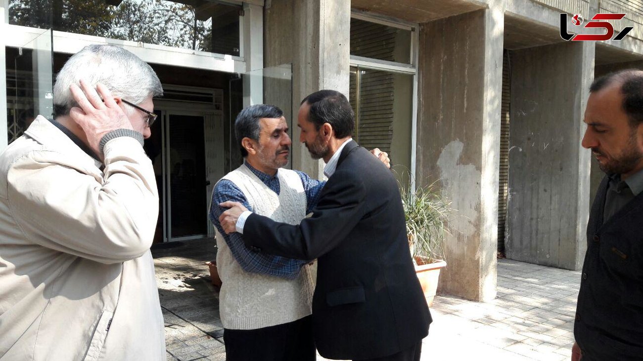 حمید بقایی با بدرقه احمدی نژاد به بسط نشینی در حرم حضرت عبدالعظیم (ع) حسنی (س) رفت + تصاویر