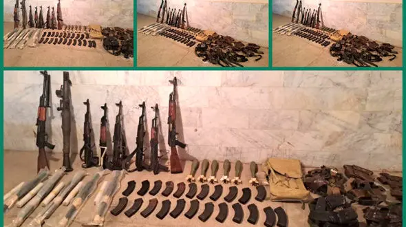 انهدام تیم مسلح از عوامل داخلی گروهک های تروریستی / از نارنجک و آر پی جی گرفته تا کلاش در انبار داشتند / عکس