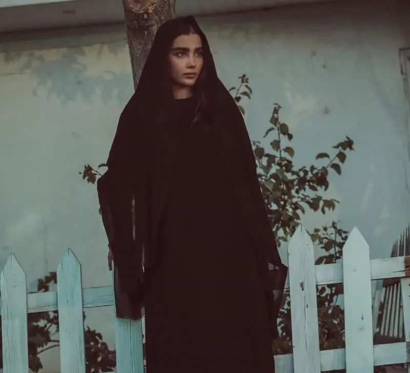 سنا حسینی