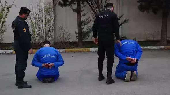 فیلم لحظه دستگیری قاتل فراری و نوچه اش در مازندران / این شرور خطرناک فراری بود
